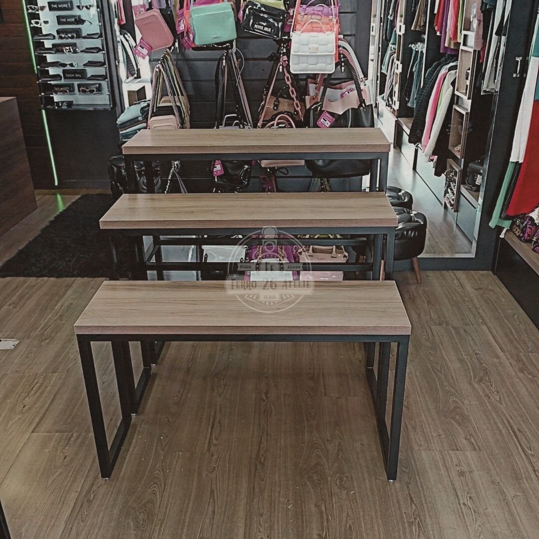 Mesas de Exposição para Loja de Acessórios - Projeto PDV Atelief26